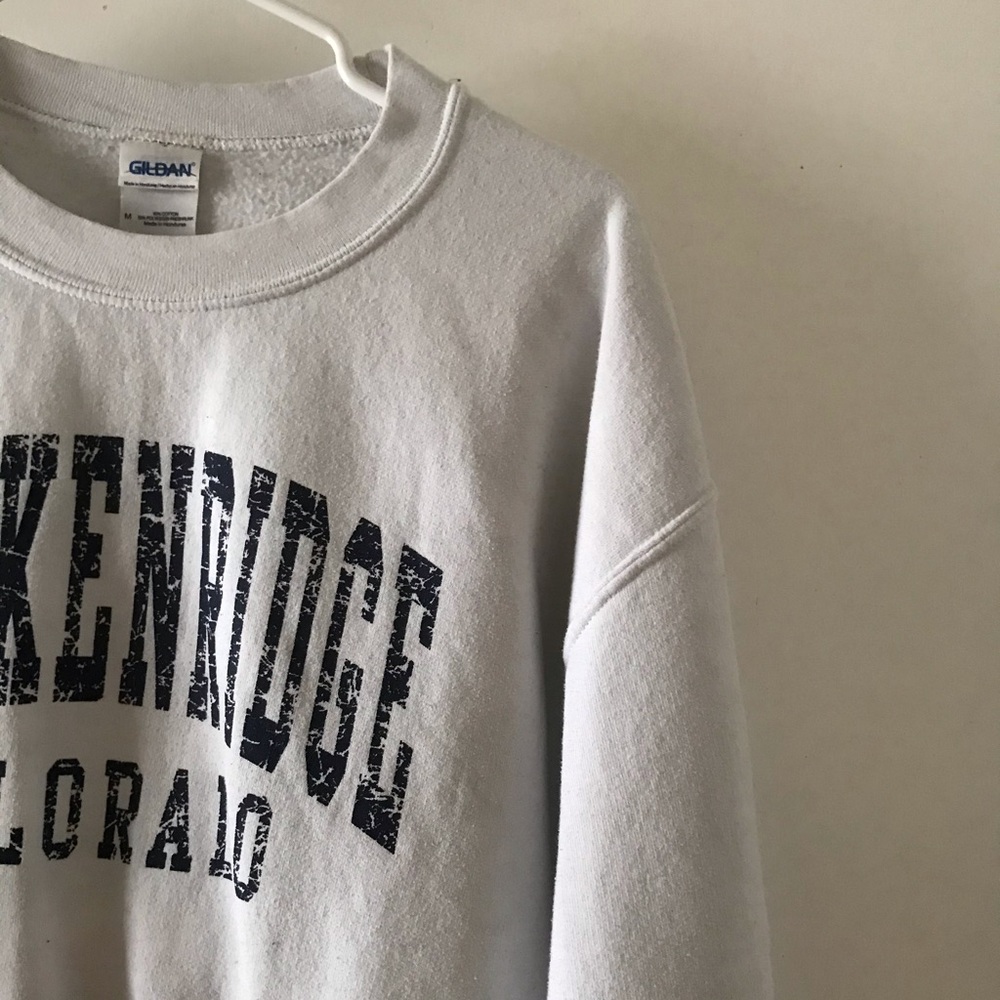 Women’s Breckinridge Colorado White Sweatshirt